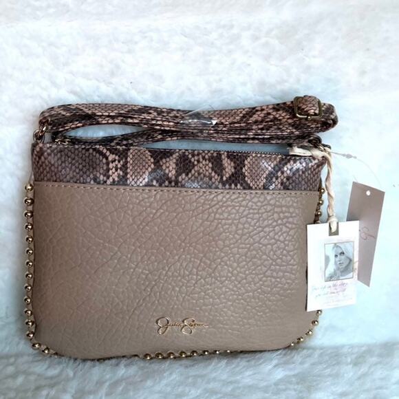 Brand New Cute JESSICA SIMPSON 2 PCs GIFT SET In Soft BEIGE Crossbody Purse - Picture 3 of 6
